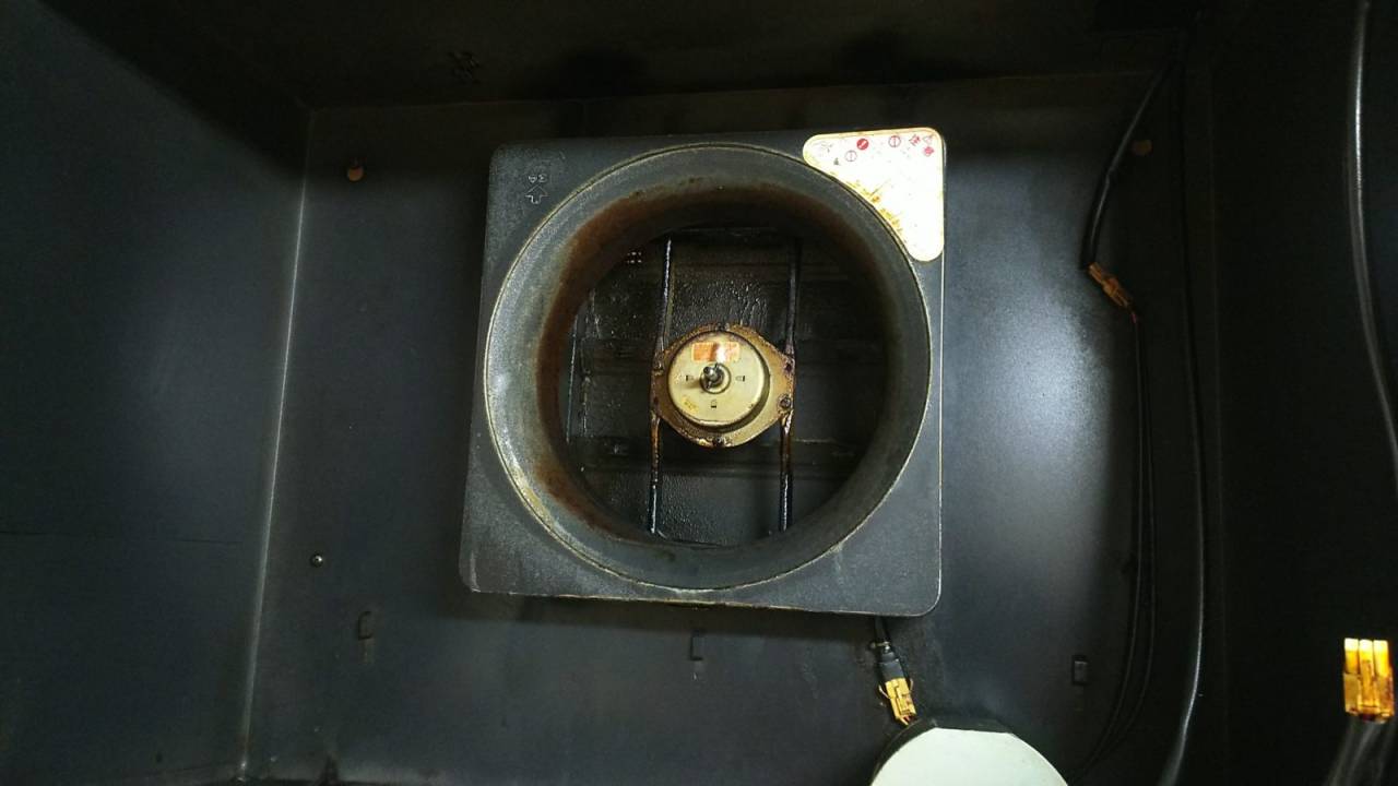 レンジフード(プロペラ)<br>プラペラ本体も外して綺麗に！