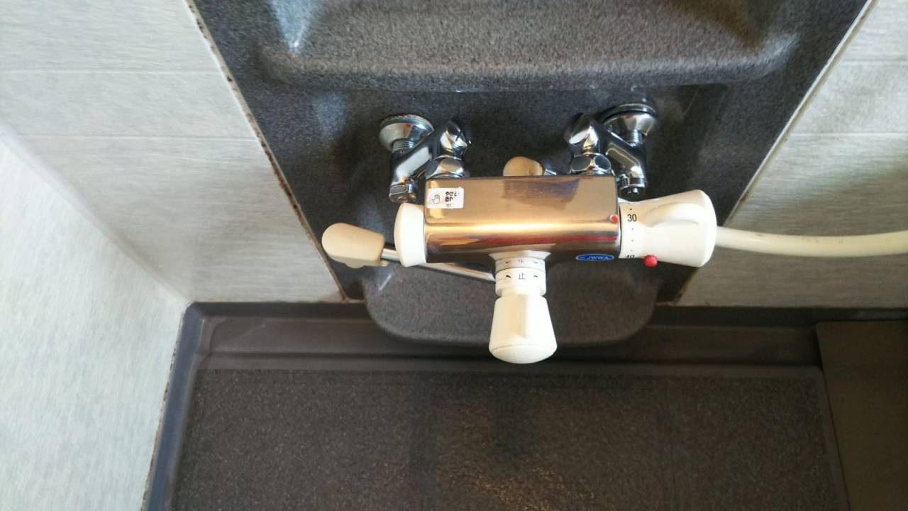 カラン(作業後)<br>ピカピカになりました。