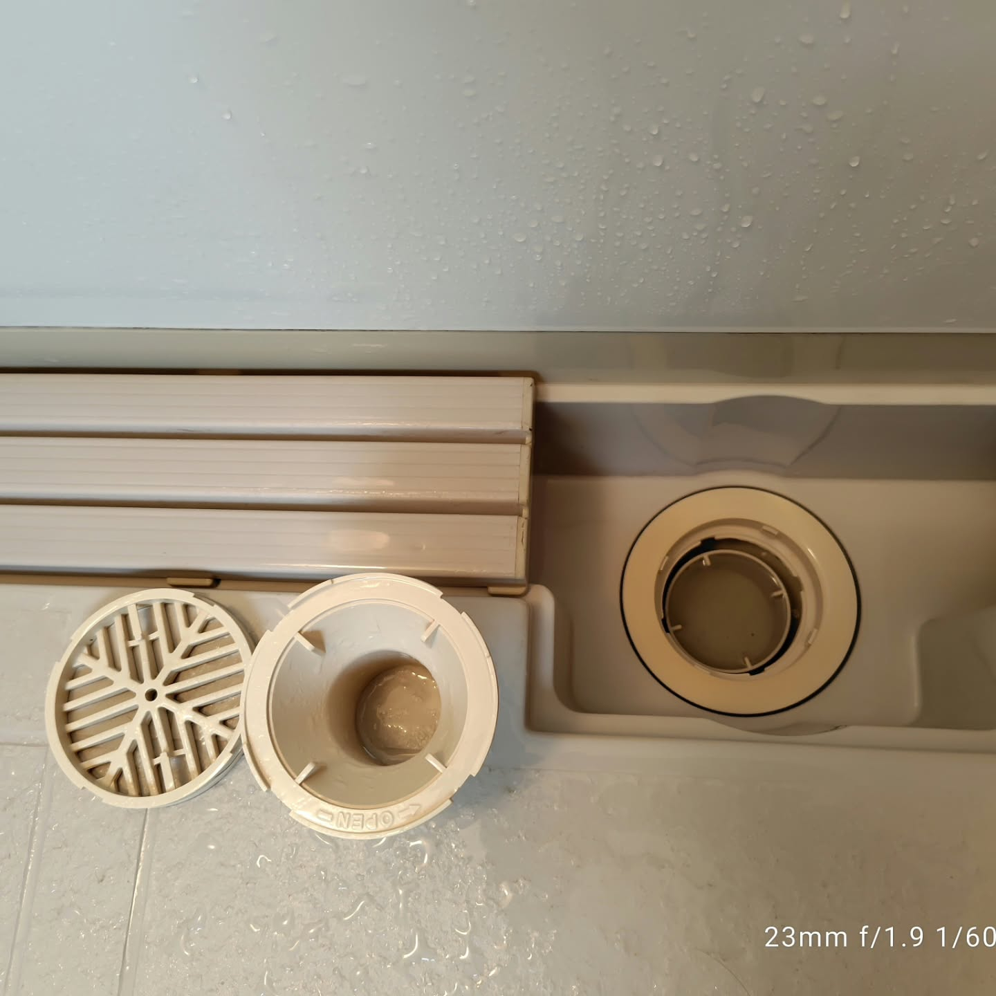 本日は、以前にエアコンクリーニングの依頼をしてくださったお客...