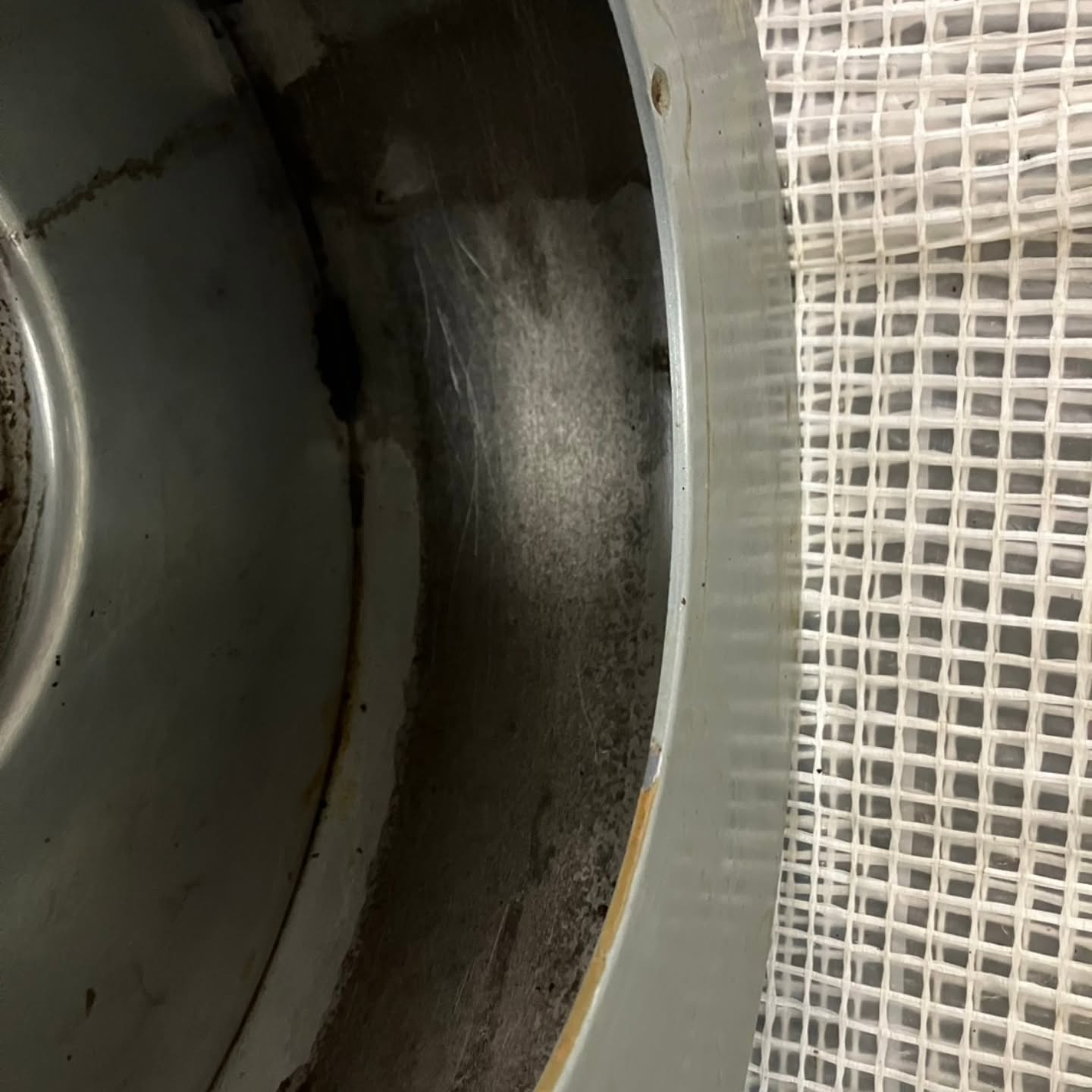 本日は、以前にエアコンクリーニングの依頼をしてくださったお客...