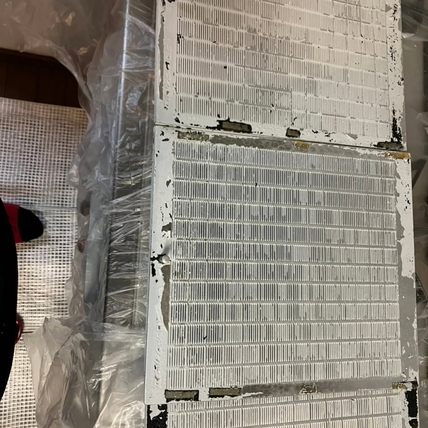 本日は、以前にエアコンクリーニングの依頼をしてくださったお客...