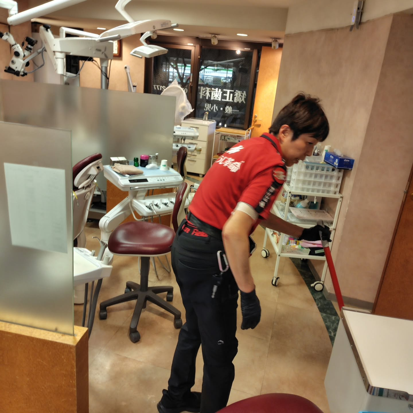 昨夜は、おそうじ革命越谷大袋店として、月に一度の歯科医院の定...