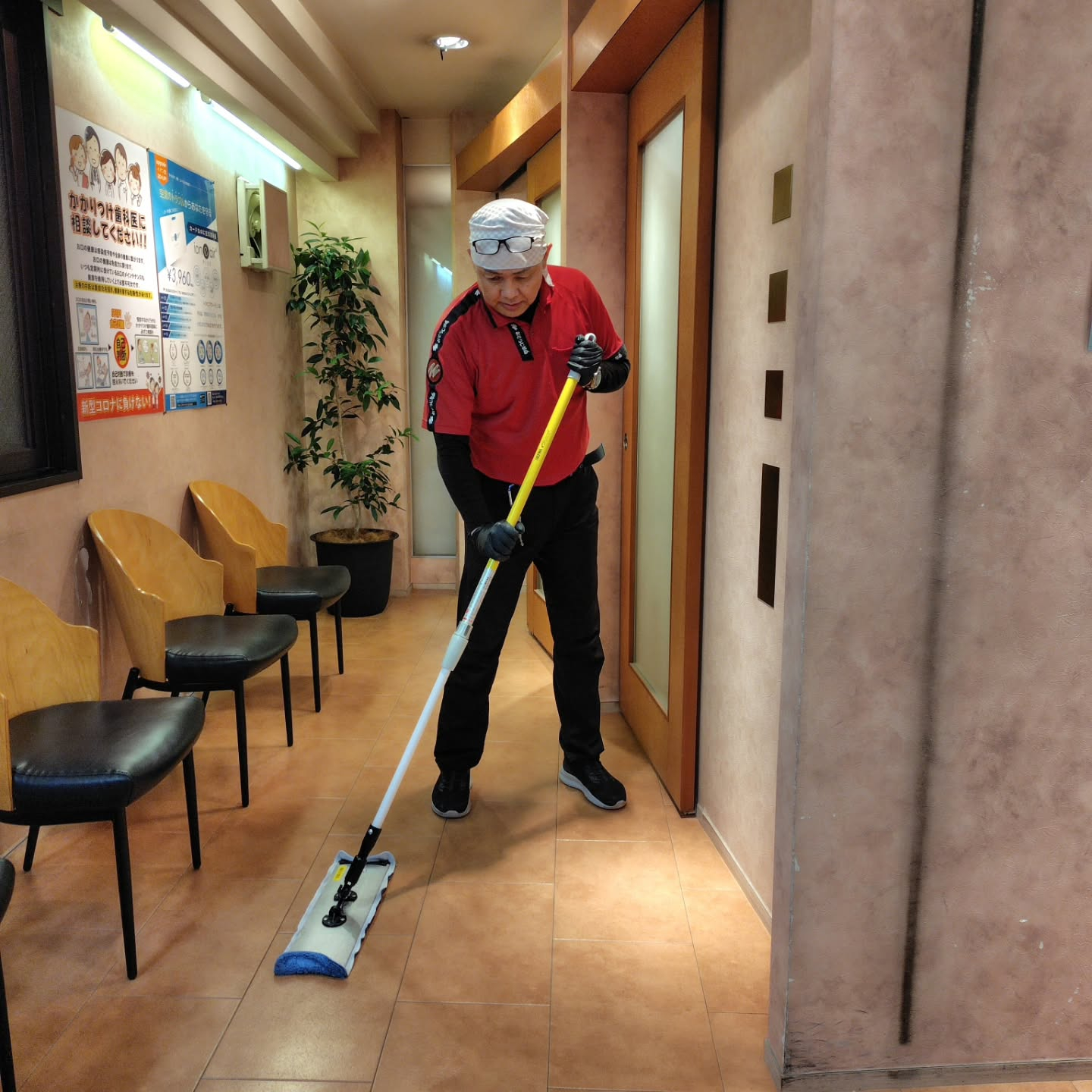 昨夜は、おそうじ革命越谷大袋店として、月に一度の歯科医院の定...