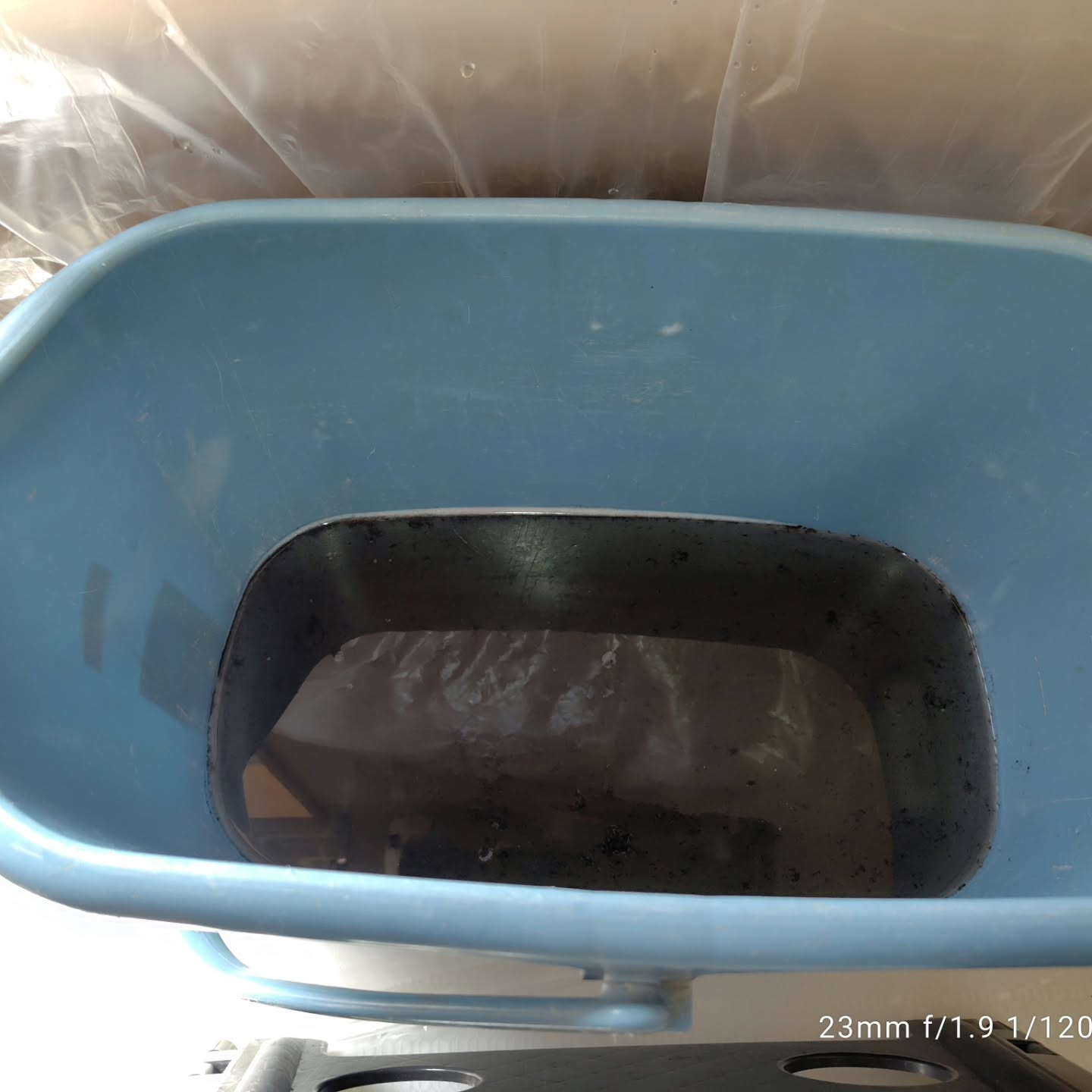 エアコンの設置場所が不便な場合でも、おそうじ革命越谷大袋店な...