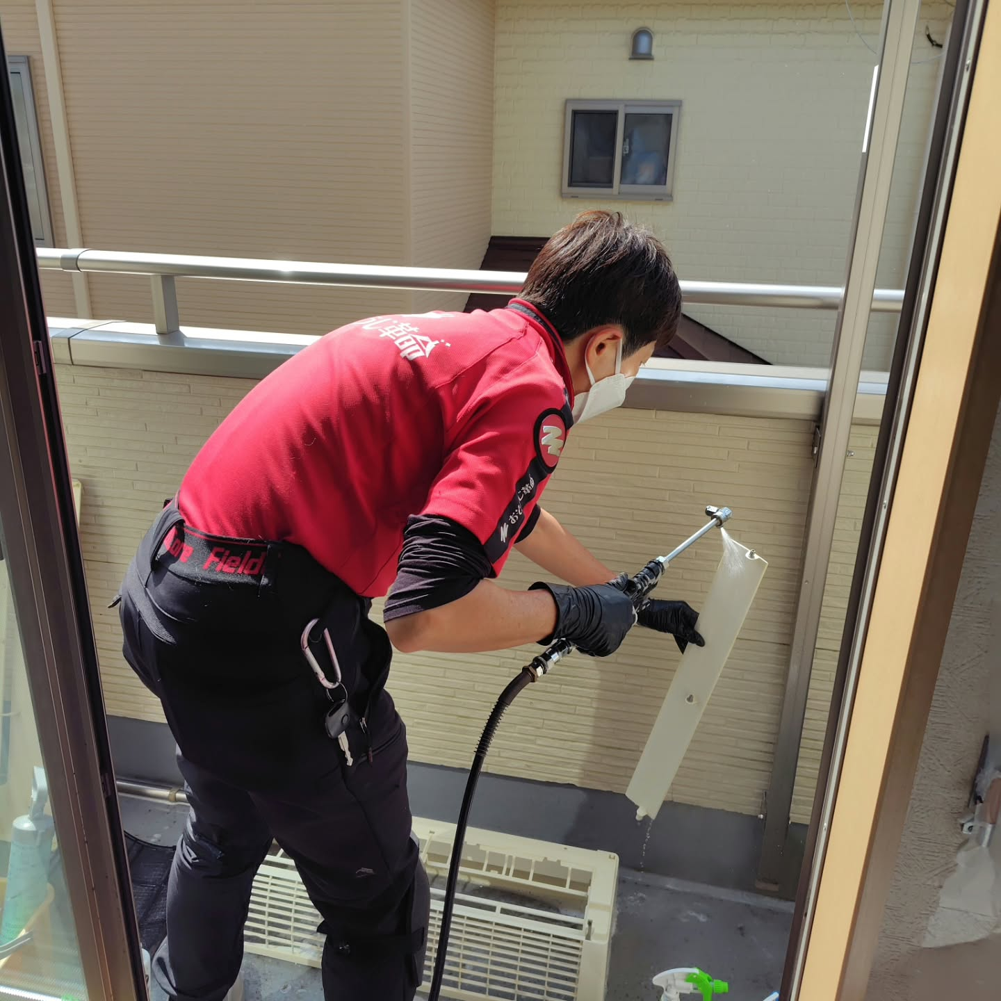 エアコンの設置場所が不便な場合でも、おそうじ革命越谷大袋店な...