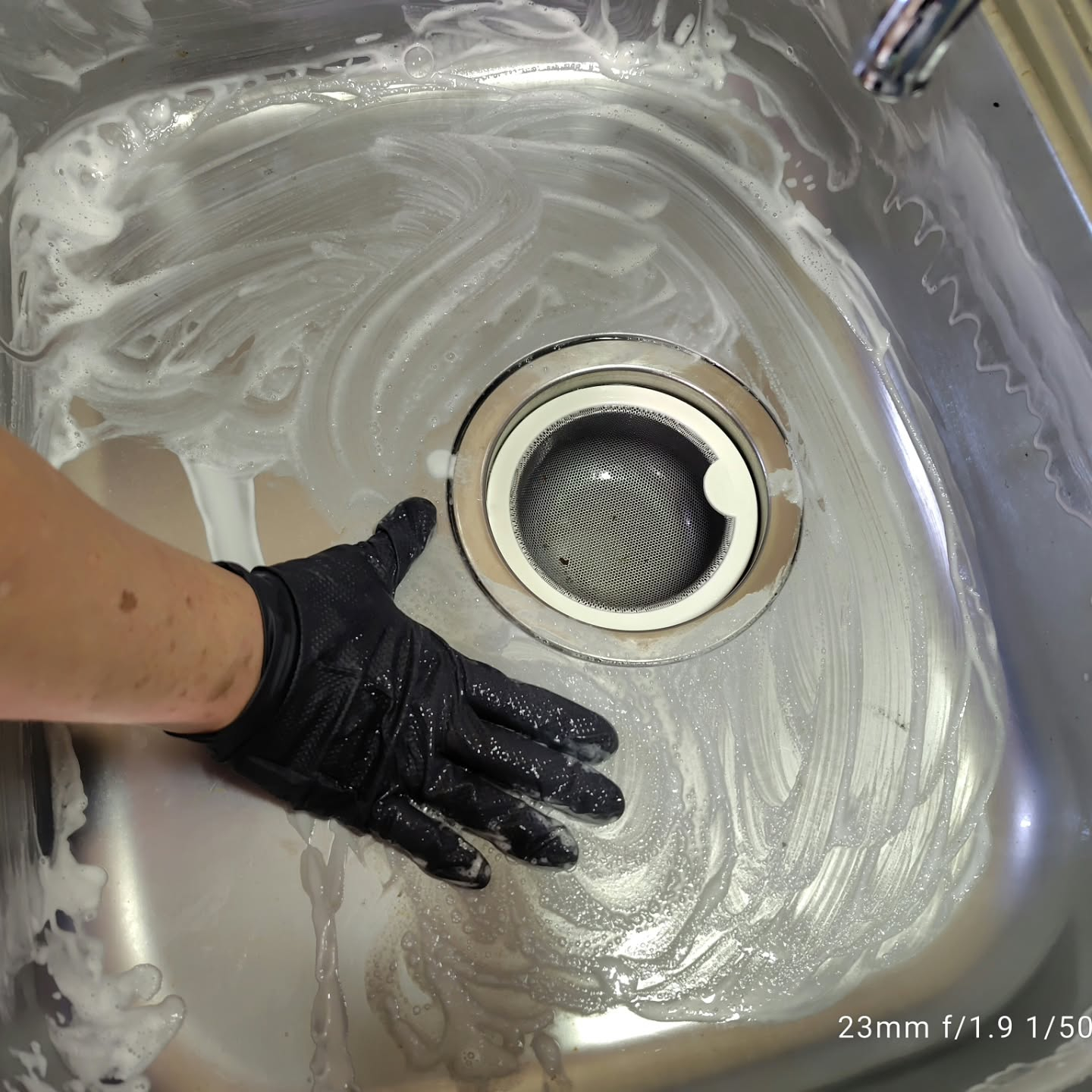 新生活を迎えるにあたり、お客様からのご依頼でキッチンや換気扇...