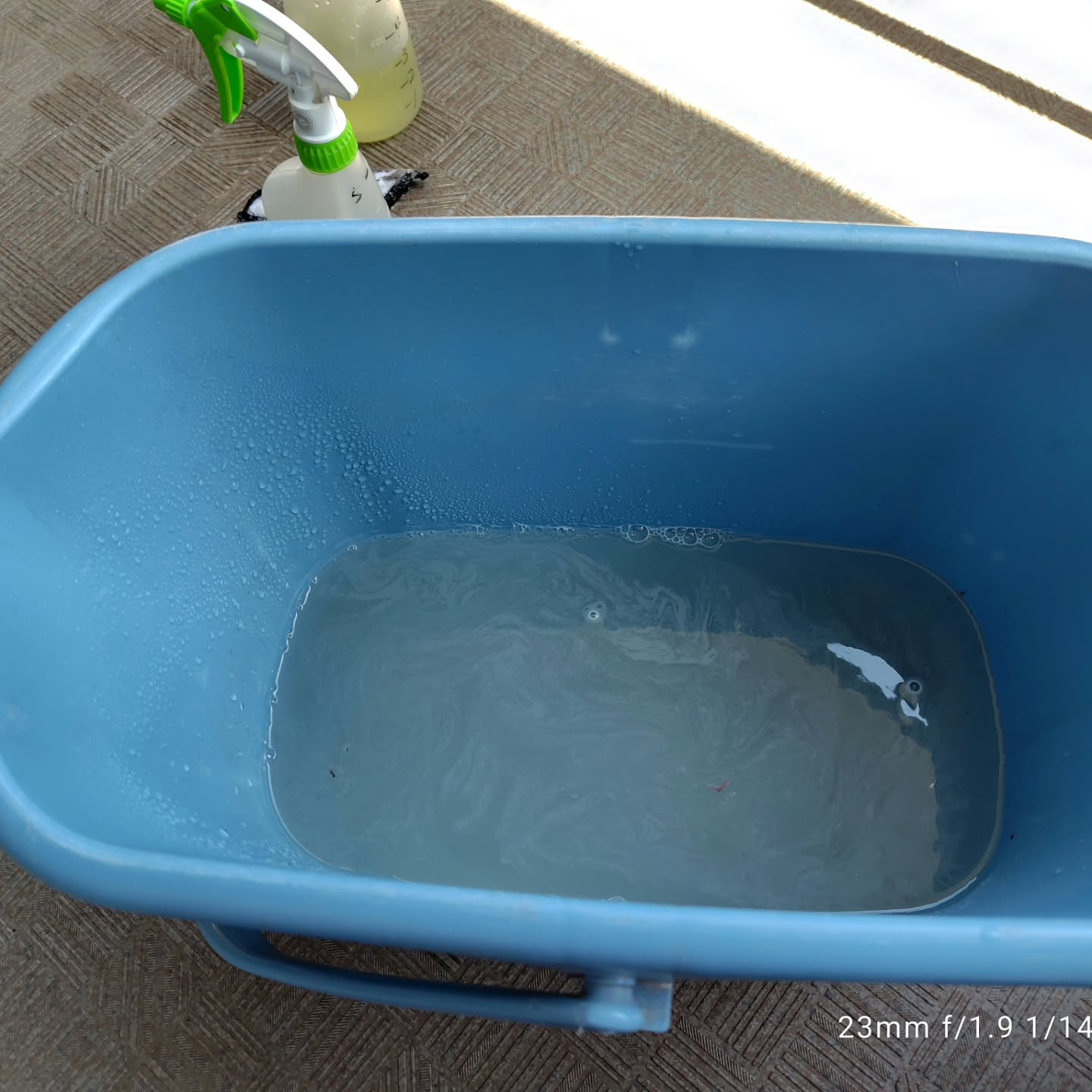 足立区にお住まいのリピーター様より、エアコンクリーニングのご...