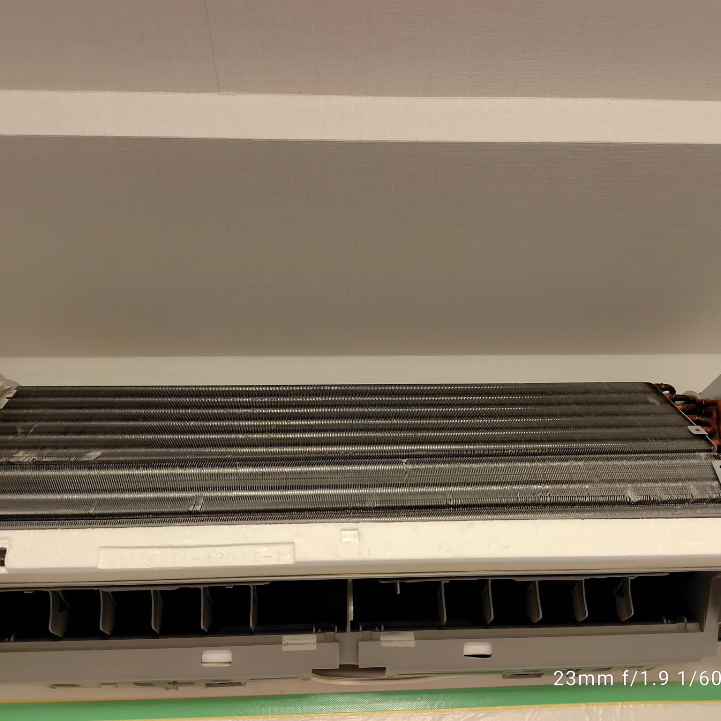 足立区にお住まいのリピーター様より、エアコンクリーニングのご...