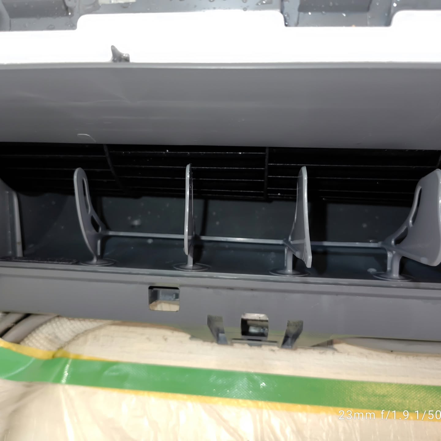 越谷市のお客様のお宅でエアコンクリーニングのご依頼を受けまし...