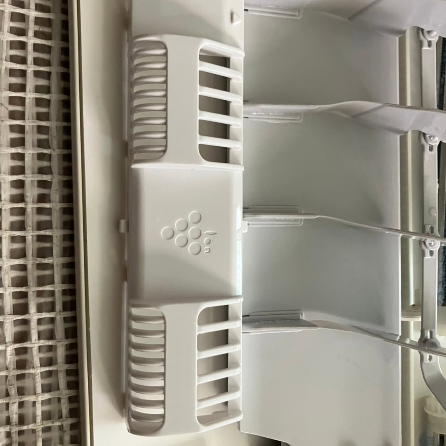 流山市にてエアコンクリーニングを2台施工させていただきました...