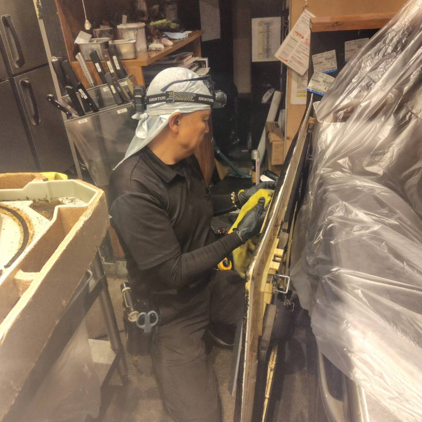 本日は、おそうじ革命足立西新井店の柳川さんの現場に応援に行き...