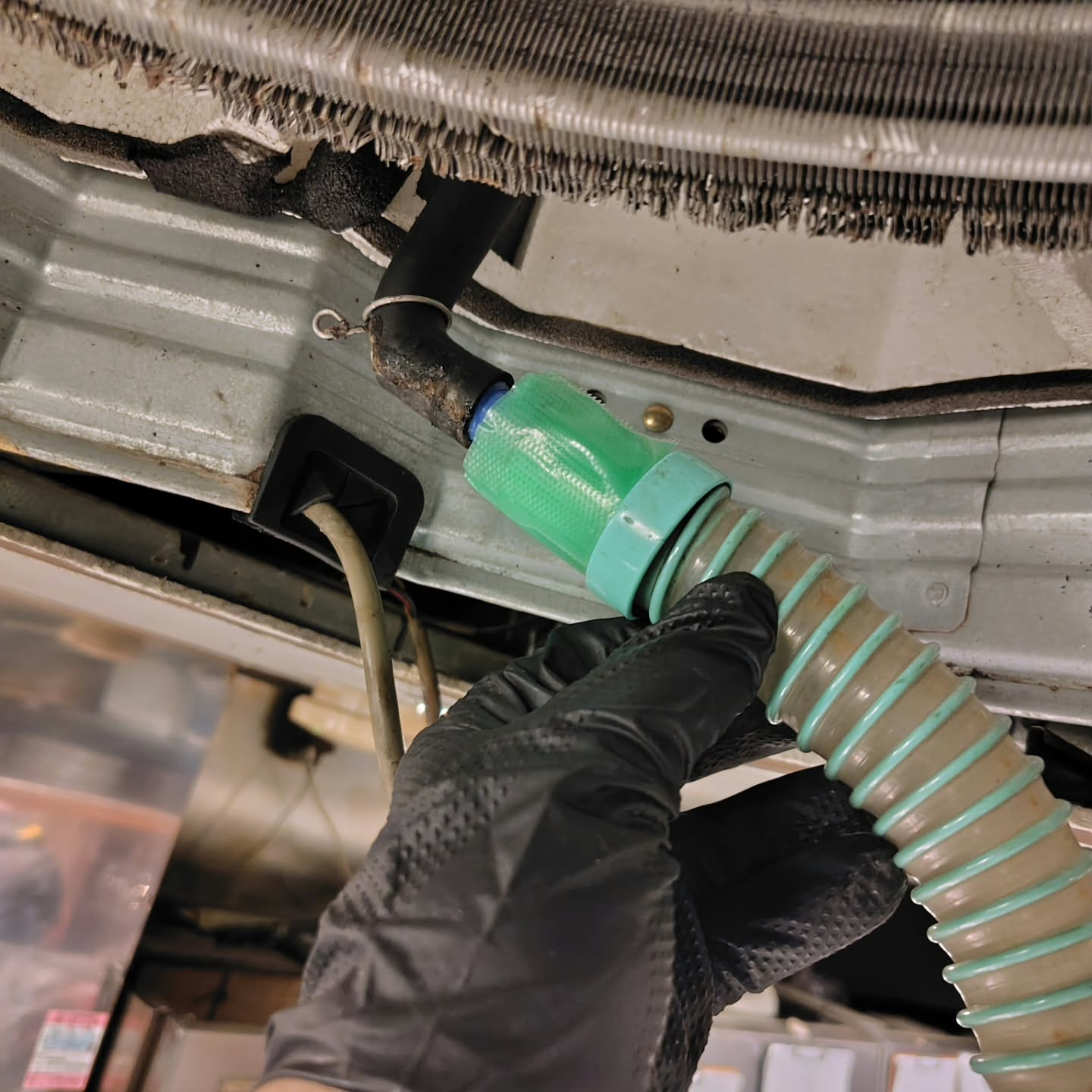 本日は、おそうじ革命足立西新井店の柳川さんの現場に応援に行き...