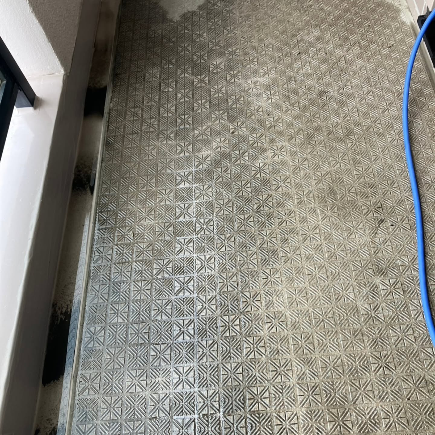 暑くなる前にベランダを綺麗にしませんか！越谷市で行ったベラン...