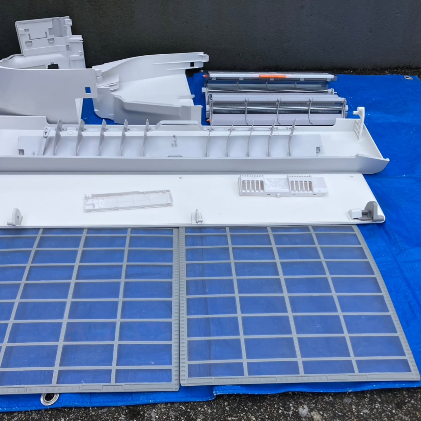 本日は越谷市にお住まいのお客様より、エアコンクリーニングのご...