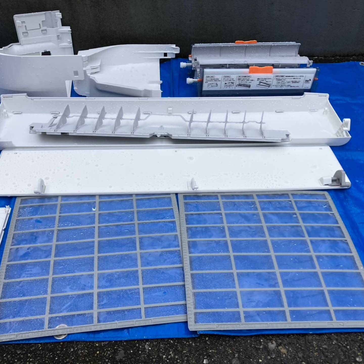 本日は越谷市にお住まいのお客様より、エアコンクリーニングのご...