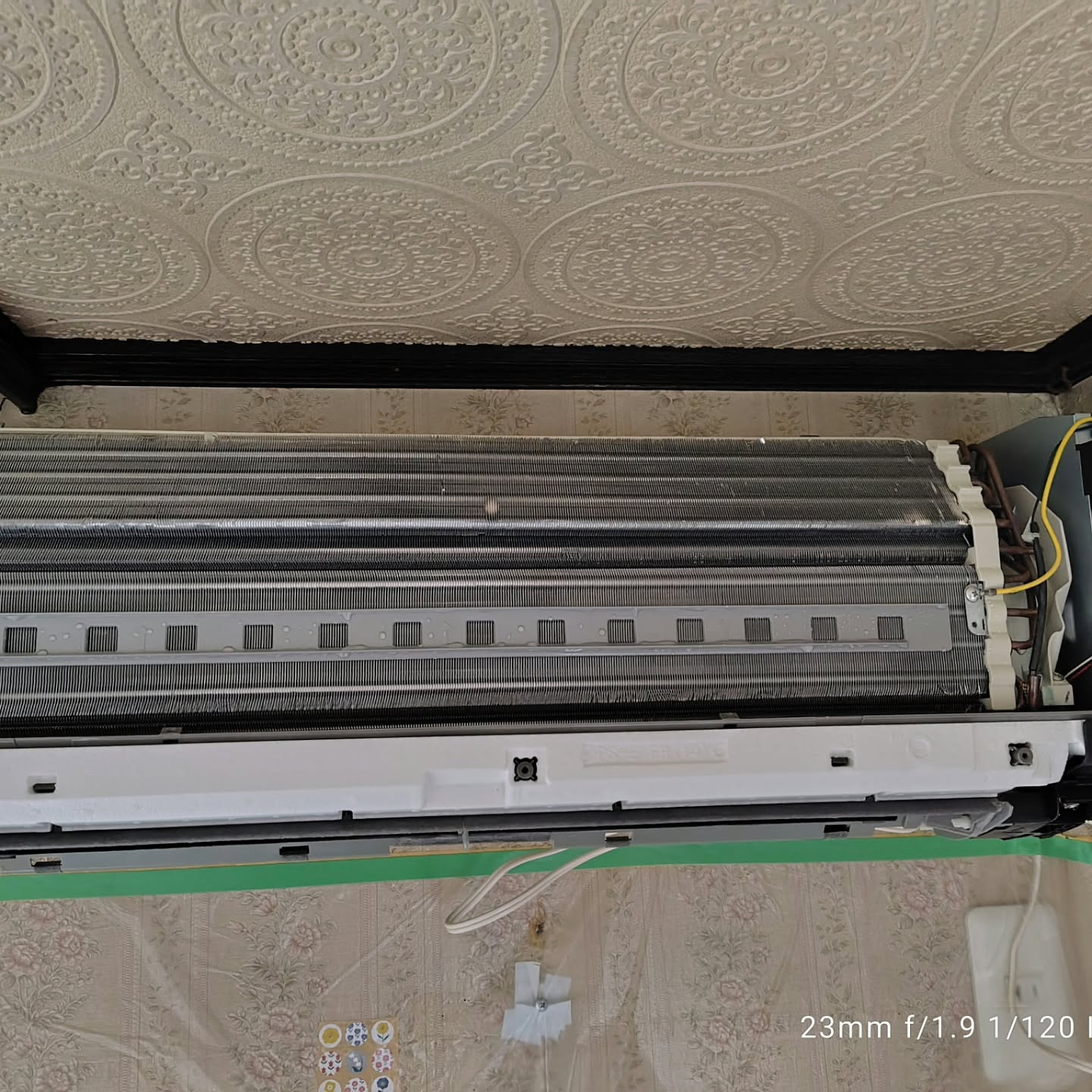 越谷市でレンジフードとエアコンのお掃除サービスのご依頼をいた...