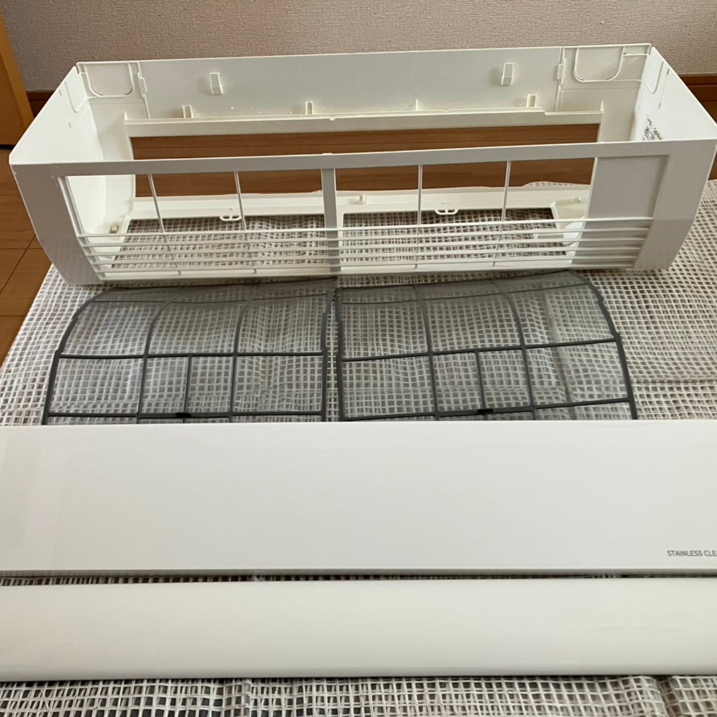 エアコンクリーニング後に風速が2倍以上に戻りました。