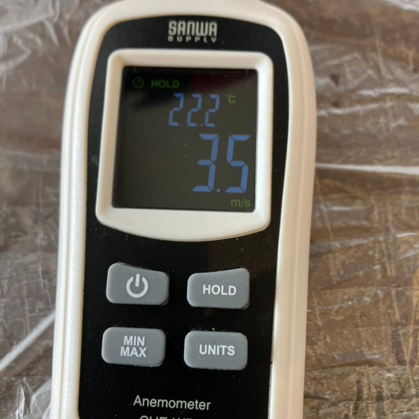 今日、瀬戸物を制作するアトリエでのエアコンクリーニングを行い...