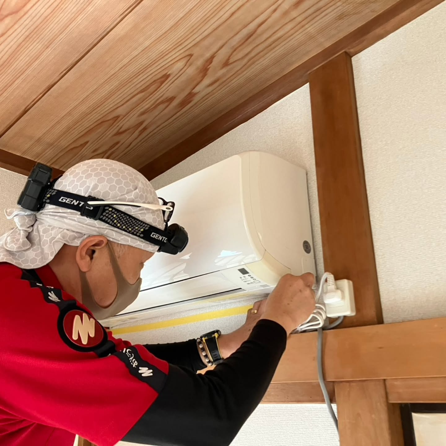 エアコンを使用する際に不快な臭いを感じたことはありませんか？...