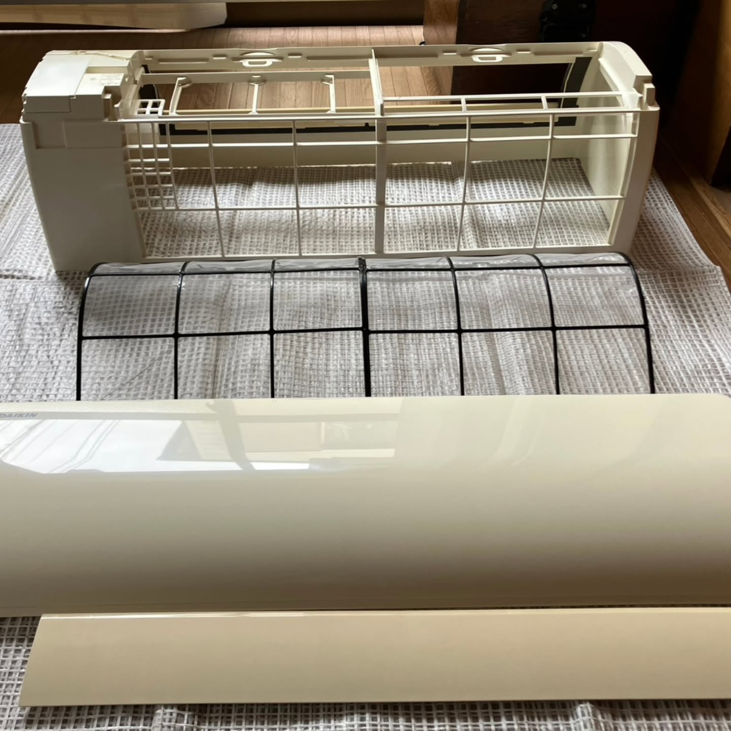 エアコンを使用する際に不快な臭いを感じたことはありませんか？...