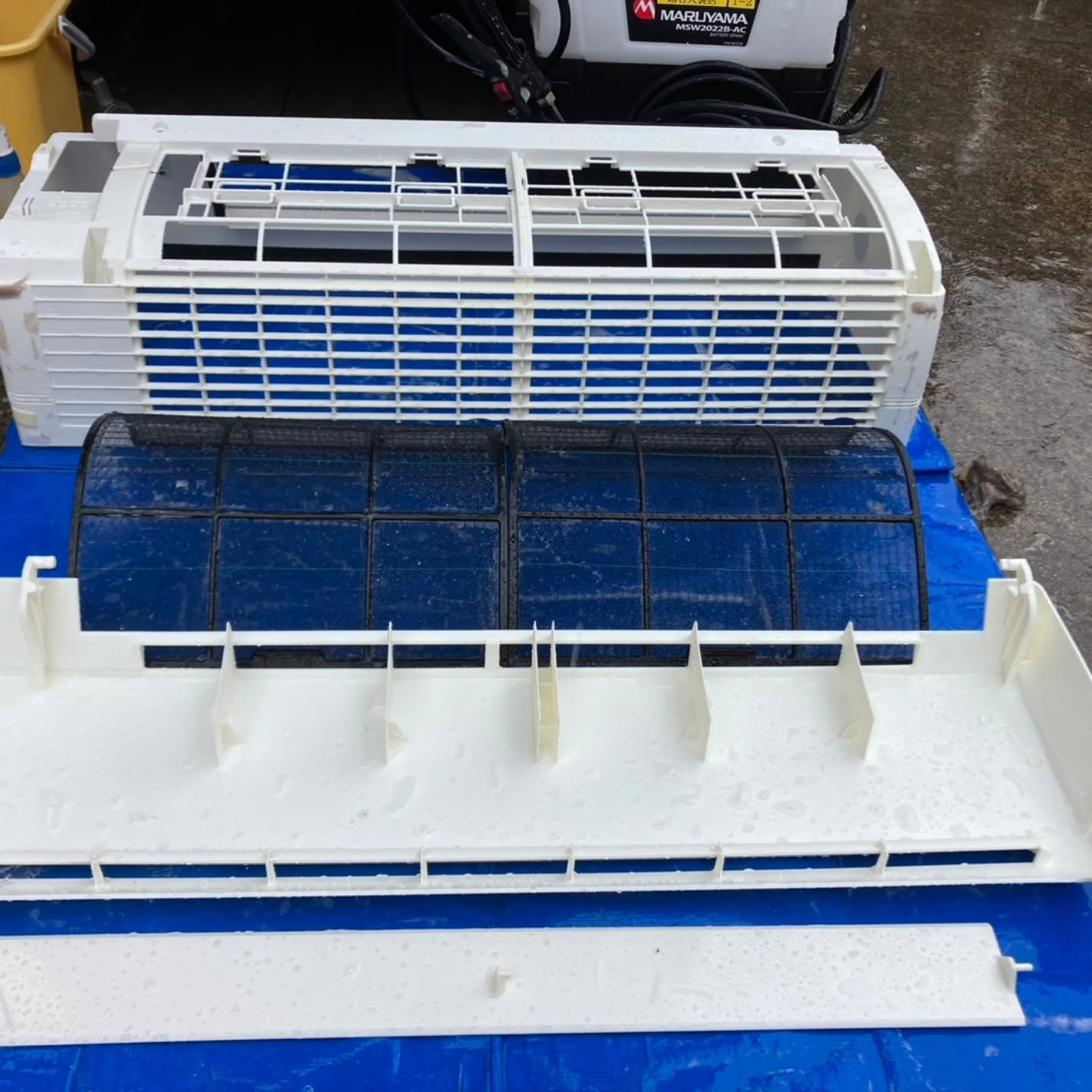 草加市のトリミングハウスでのエアコンクリーニングのご依頼をい...