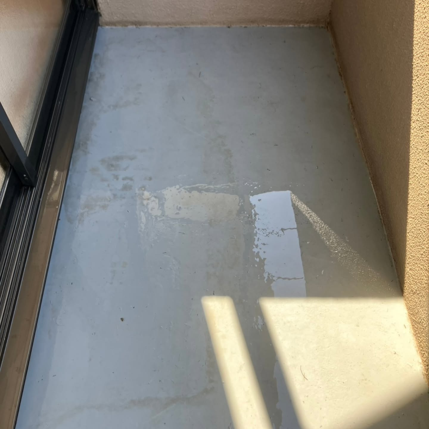 朝からの作業が無事に終わり、ホッとひと息ついています。