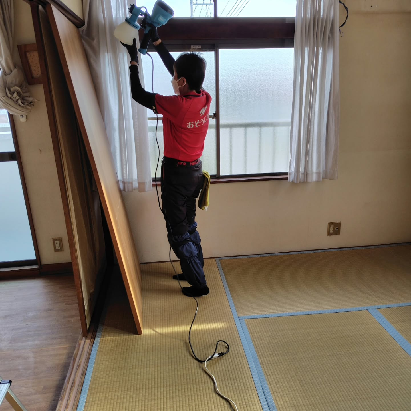 朝からの作業が無事に終わり、ホッとひと息ついています。
