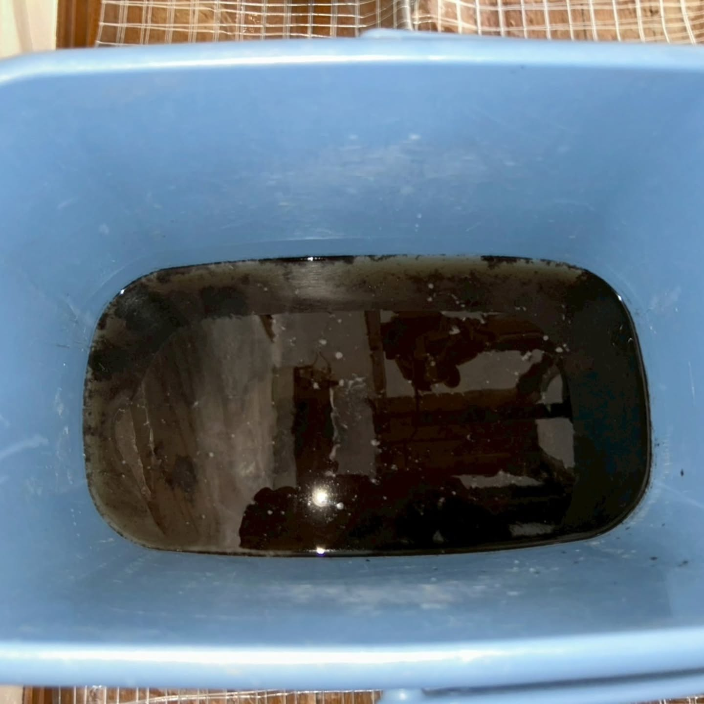 エアコン内部のカビやホコリは、アレルギーや咳、皮膚トラブルな...