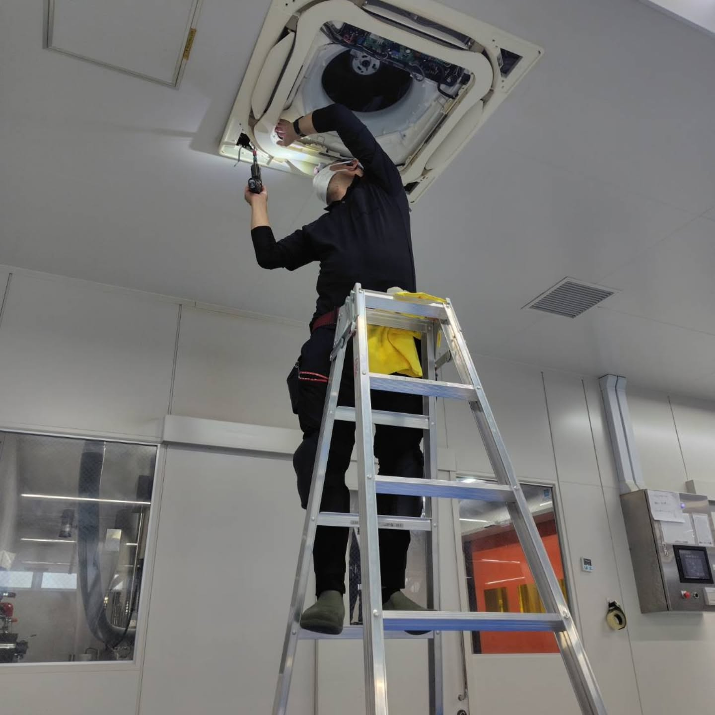 本日も無事に工場作業を進めることができ、午前中に引き続き、業...