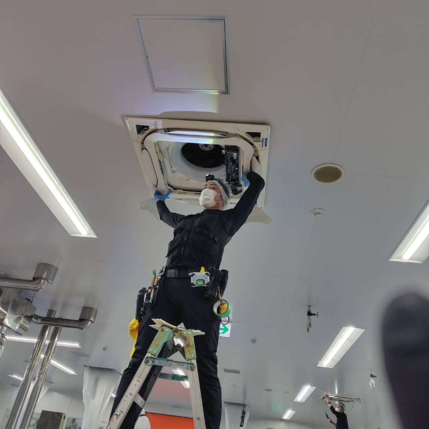 本日も無事に工場作業を進めることができ、午前中に引き続き、業...