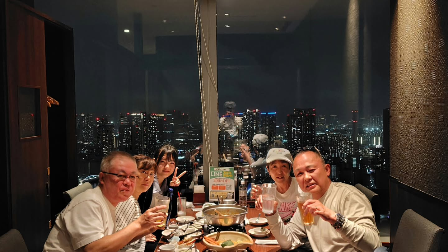 おそうじ革命のオーナーは、まさに一丸となって日々奮闘し、清掃...