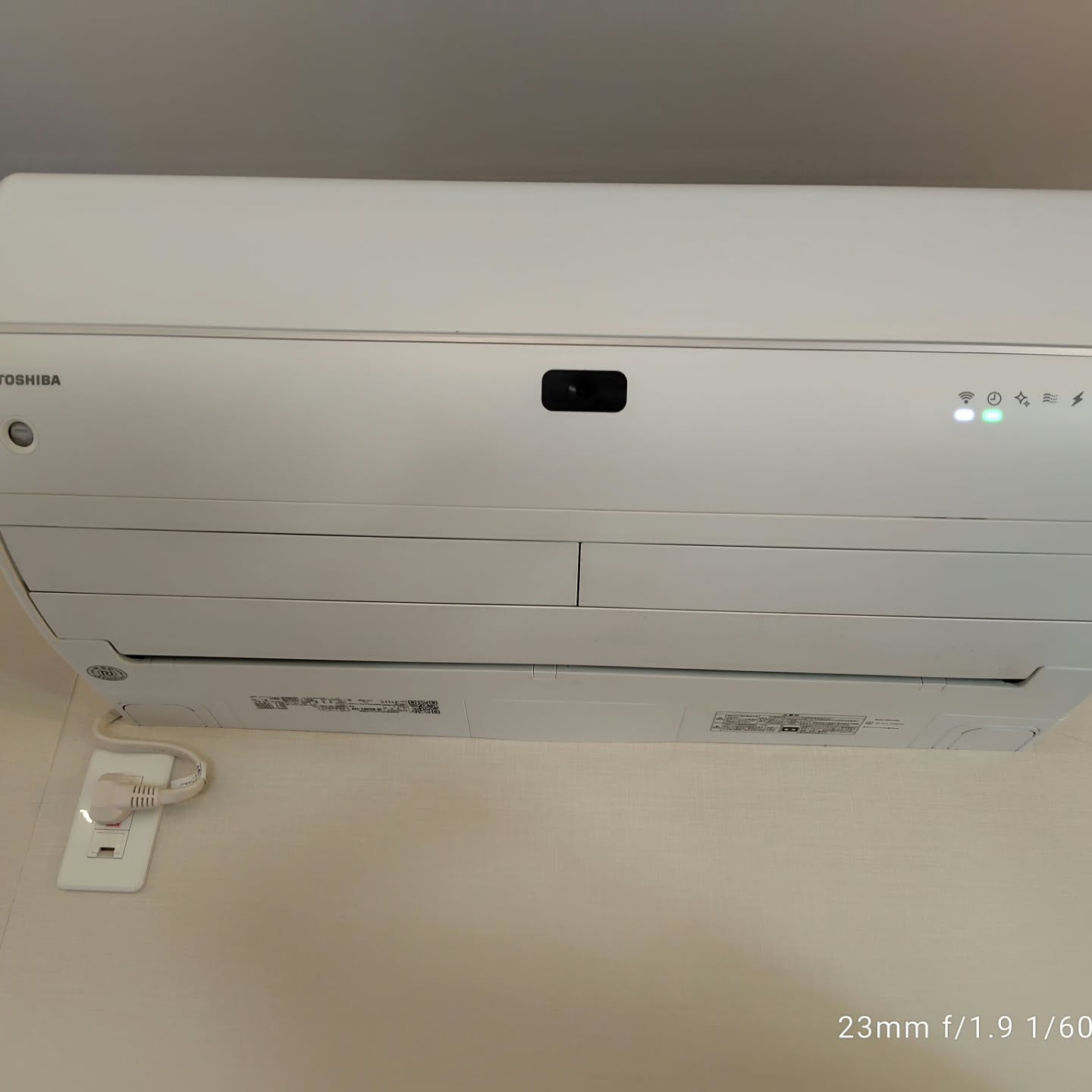 高所のエアコンクリーニング、承りました。