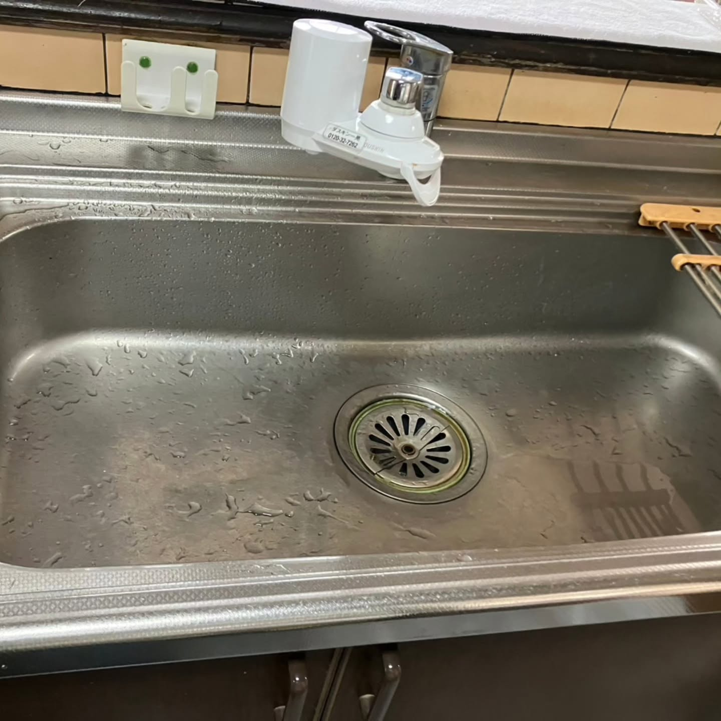 久しぶりに水回りの清掃を行いました。