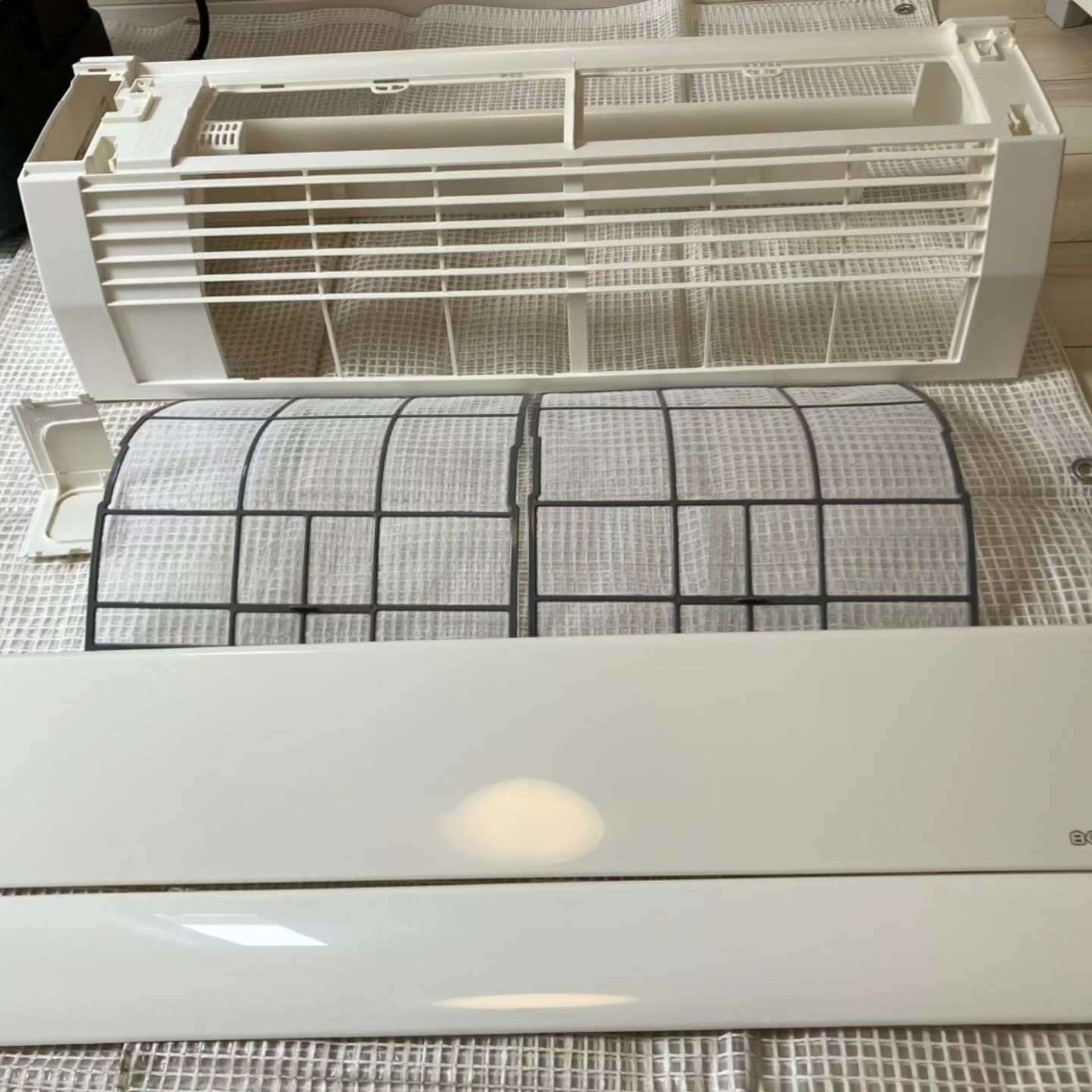 エアコンの性能を最大限に活かすために、定期的なクリーニングを...