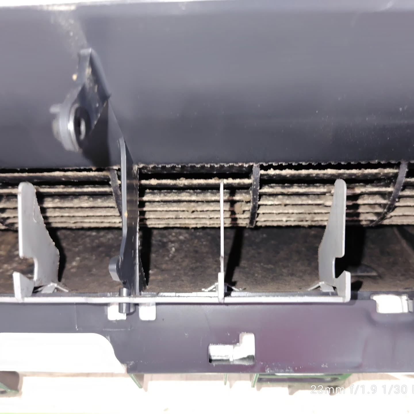 エアコンのフィルターはお掃除していますか?