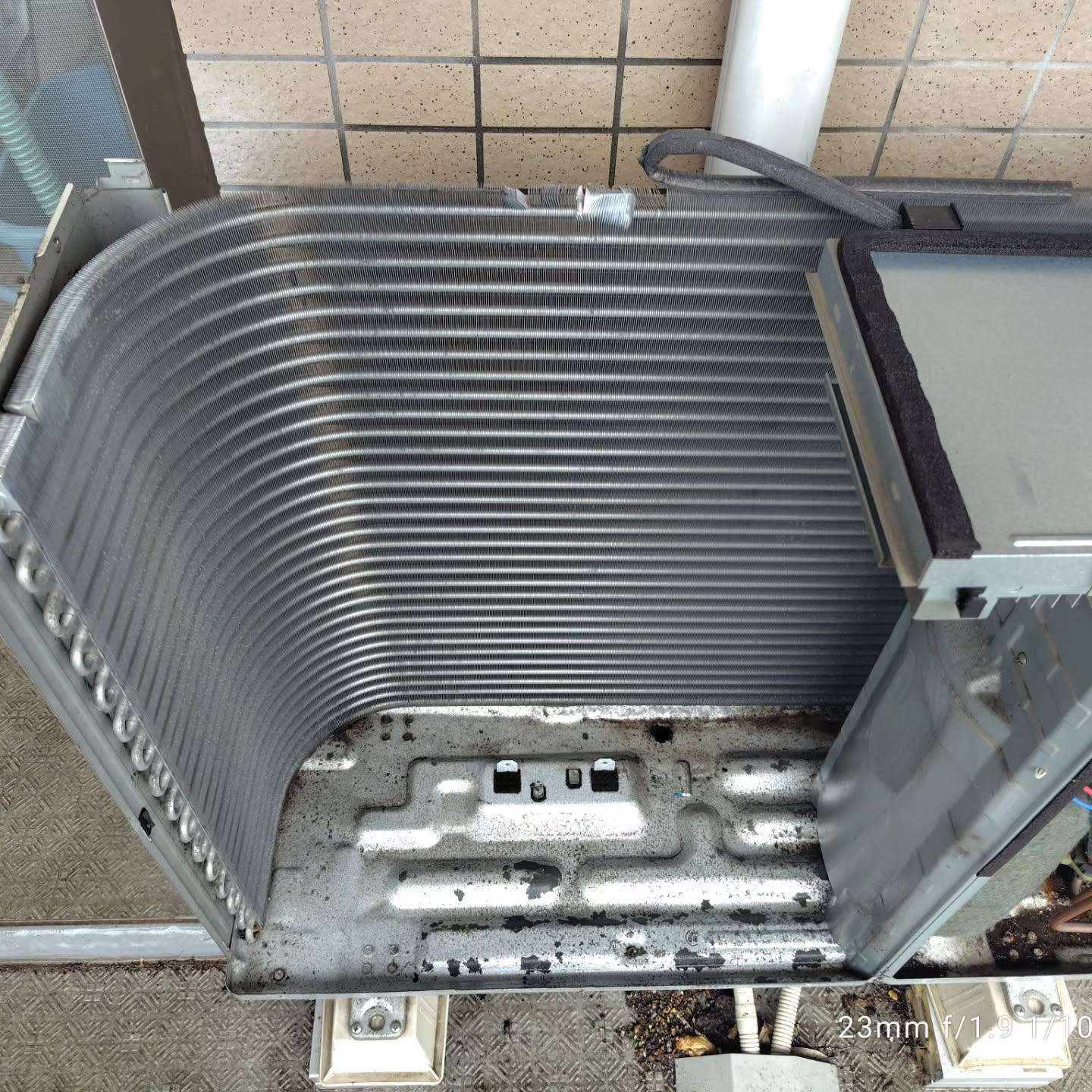 エアコンの風、しっかり出ていますか？