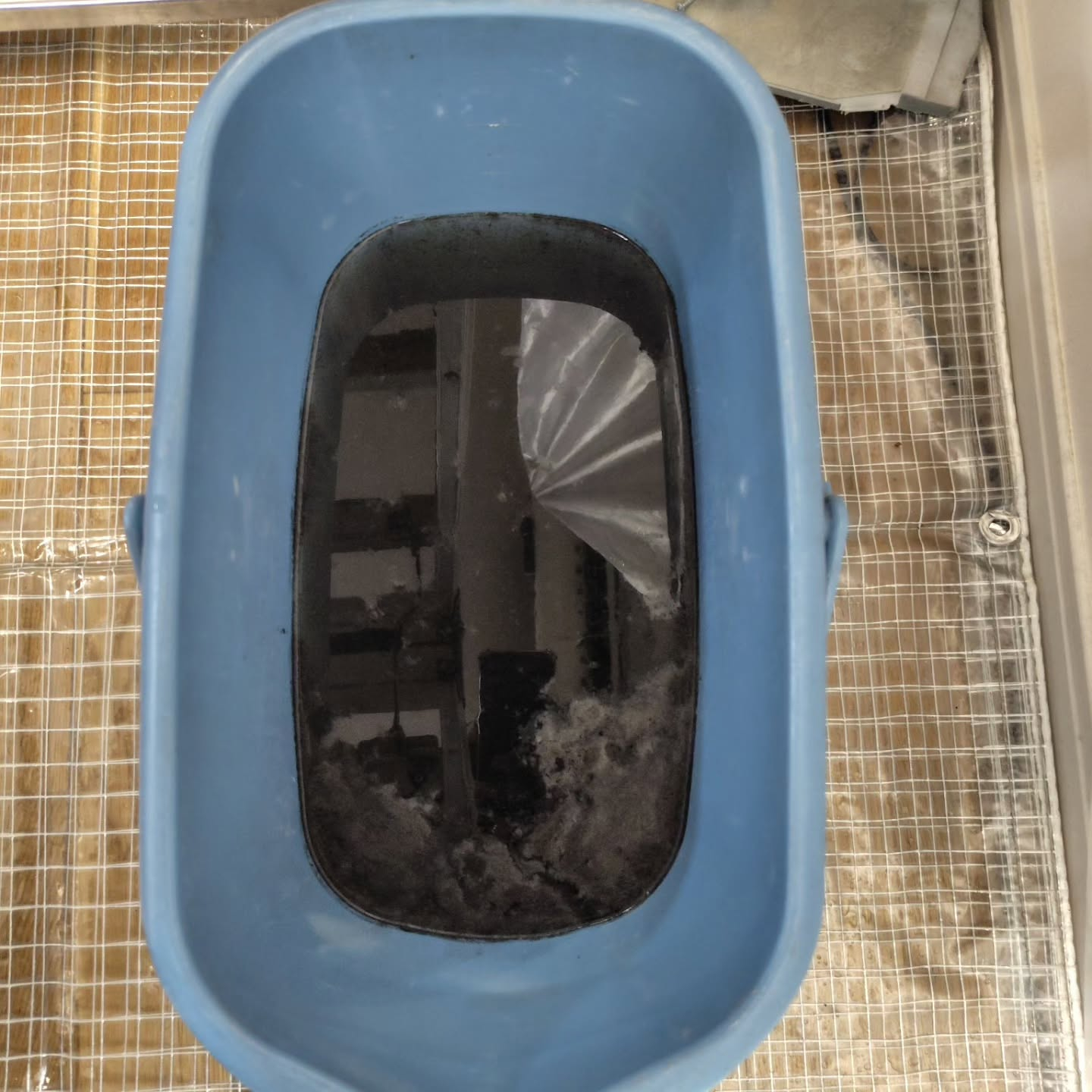 エアコンクリーニングのご依頼をいただき、訪問しました。