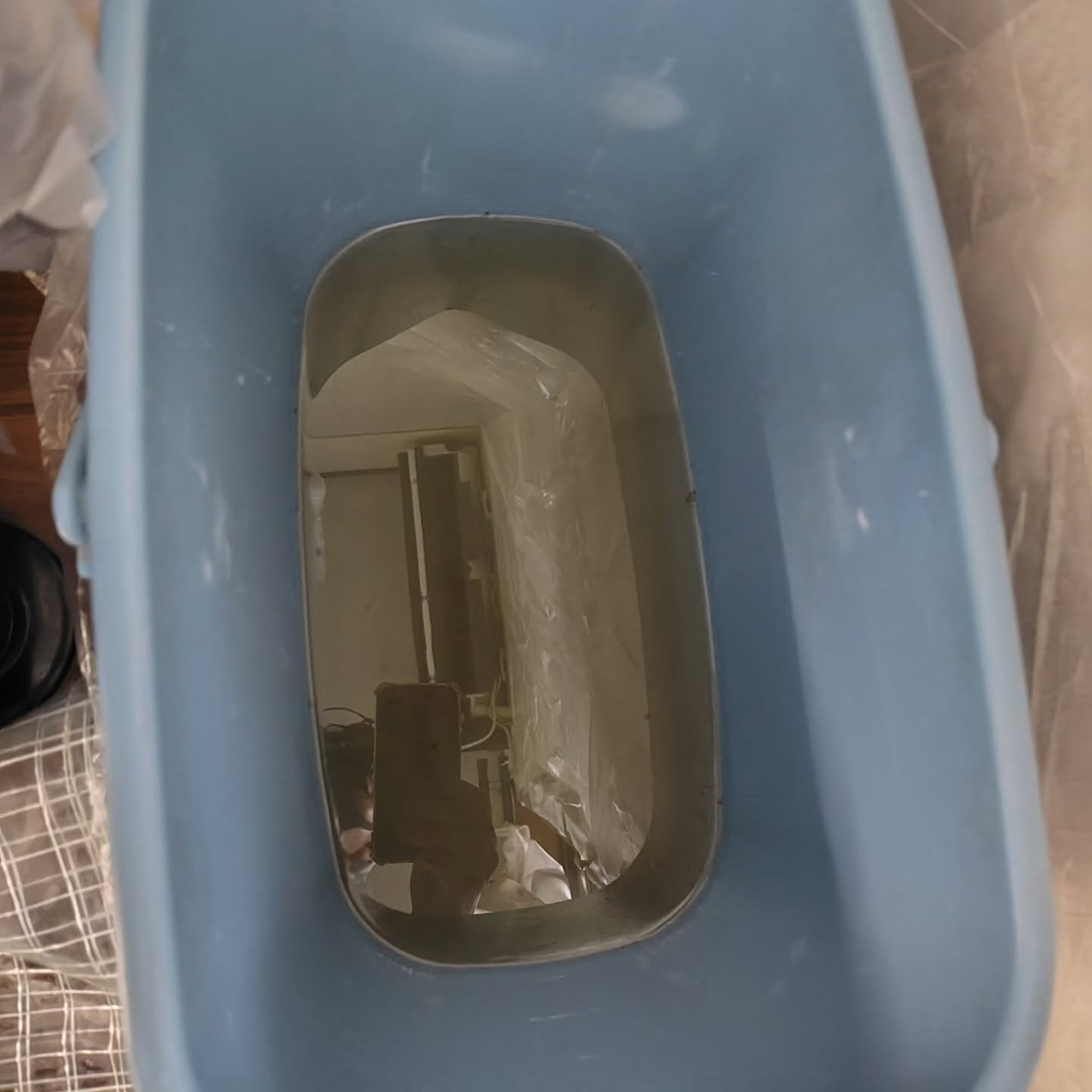 本日は、越谷市のお客様からご紹介いただき、エアコンクリーニン...