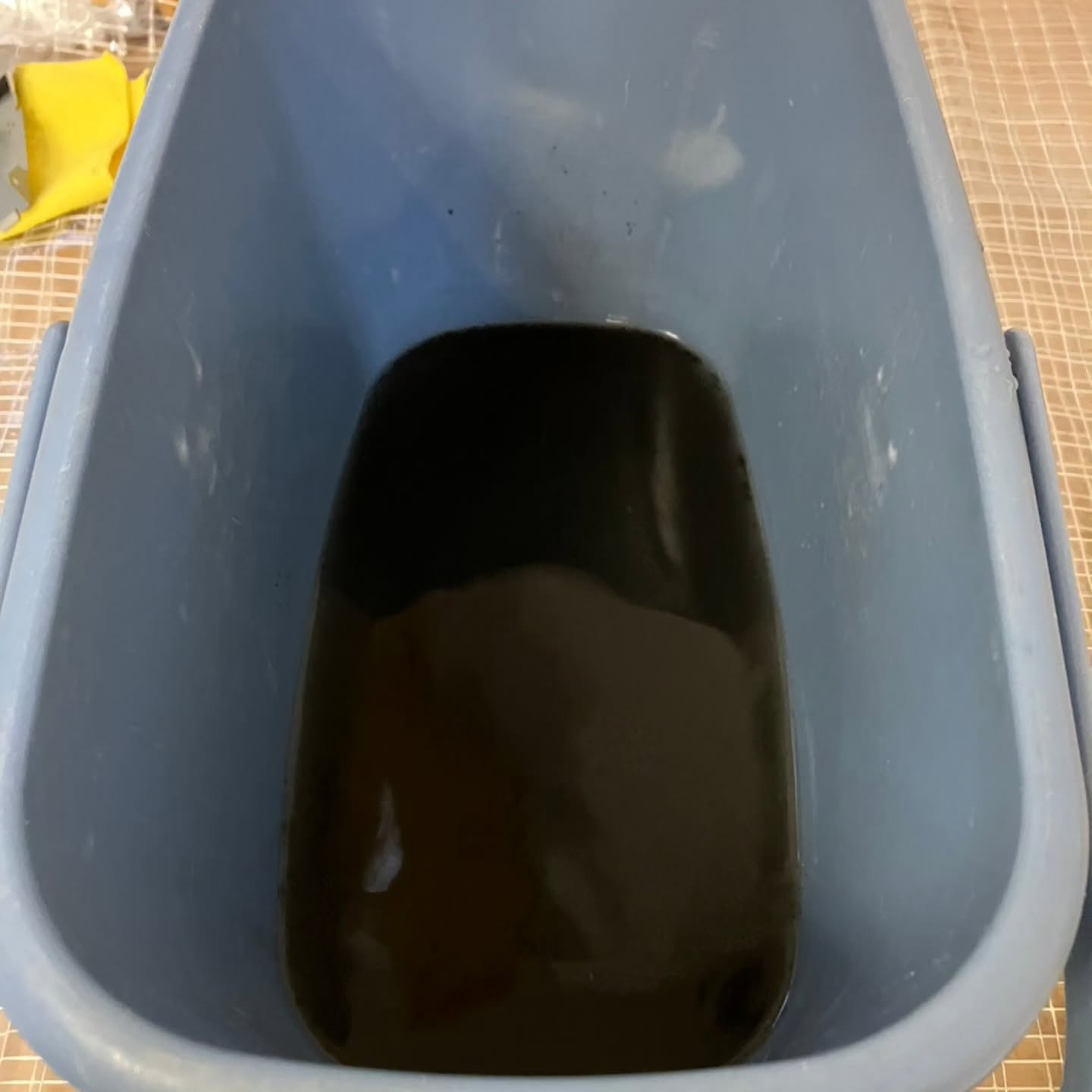 エアコンの効きが悪くなったり嫌な臭いがする場合、それは内部に...