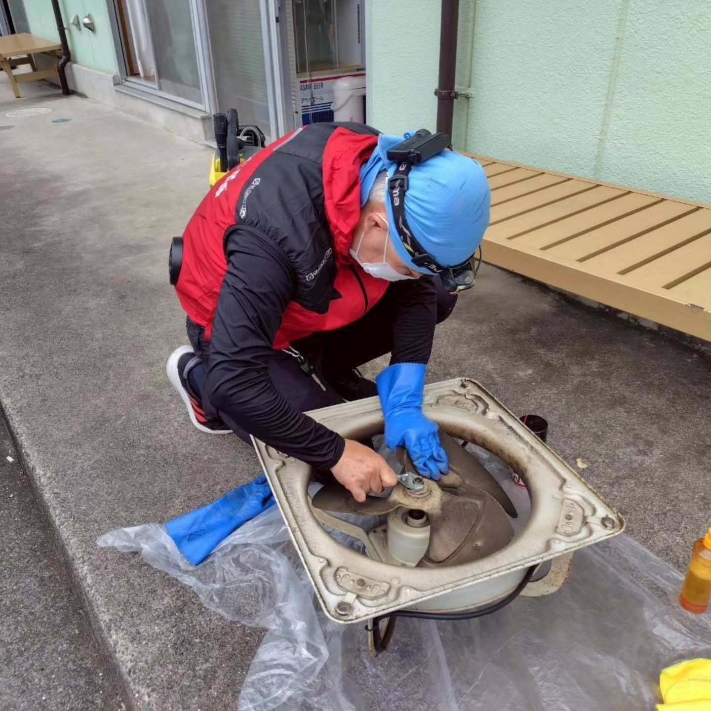 本日は大規模な現場のお掃除を、おそうじ革命の素晴らしい仲間た...