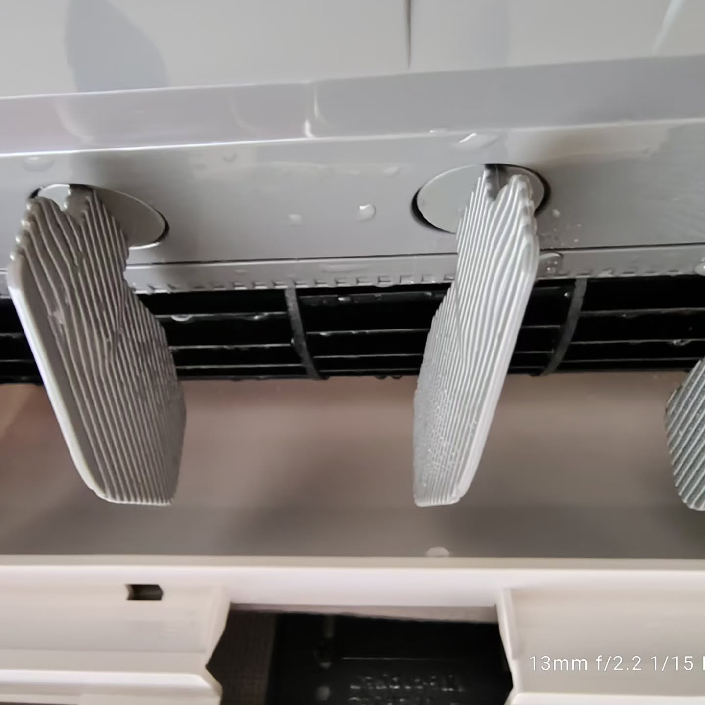 エアコンにはお掃除機能が付いている製品が増えており、非常に便...