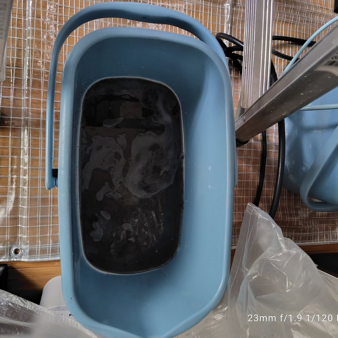 エアコンのお掃除、プロにお任せください。