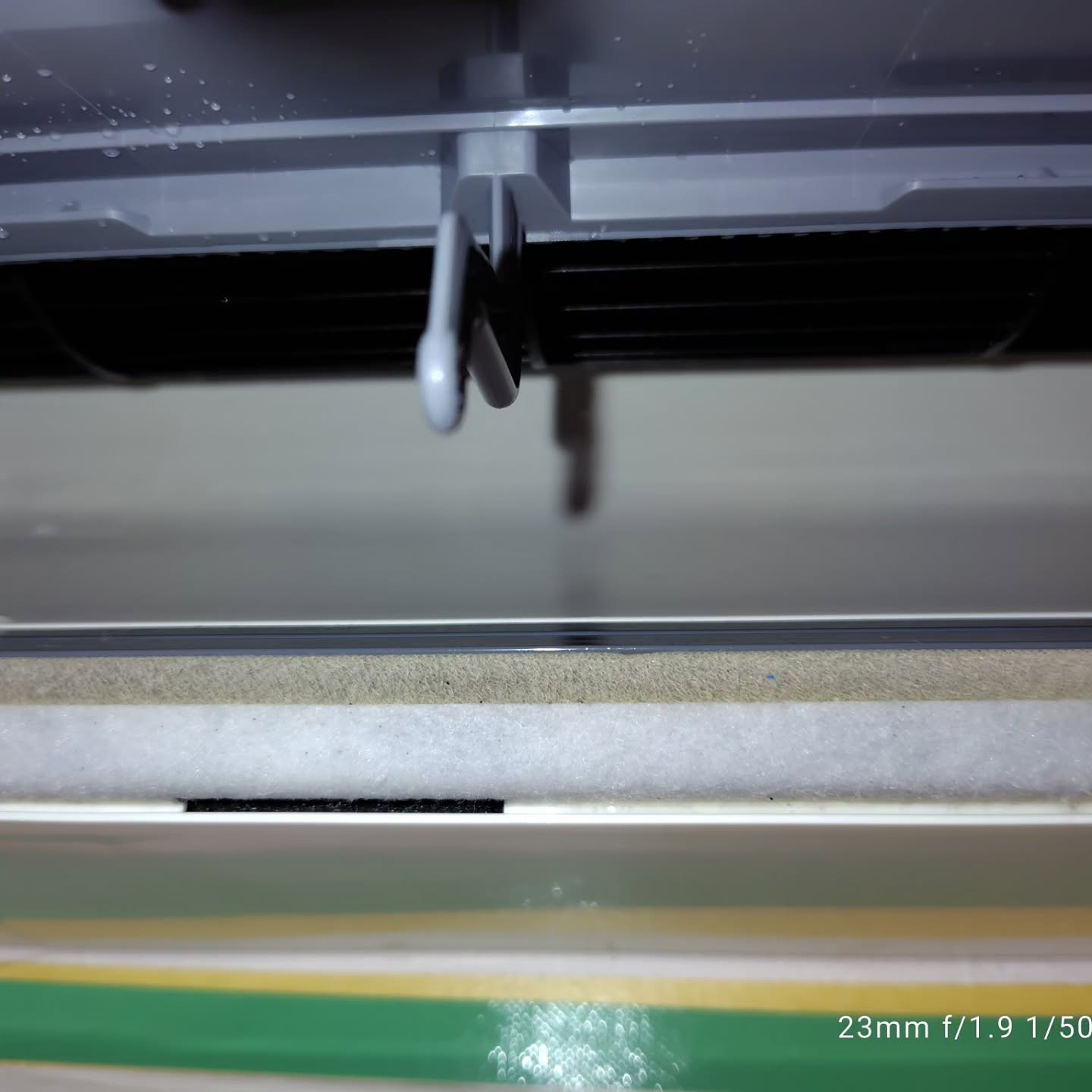 エアコンのお掃除、プロにお任せください。