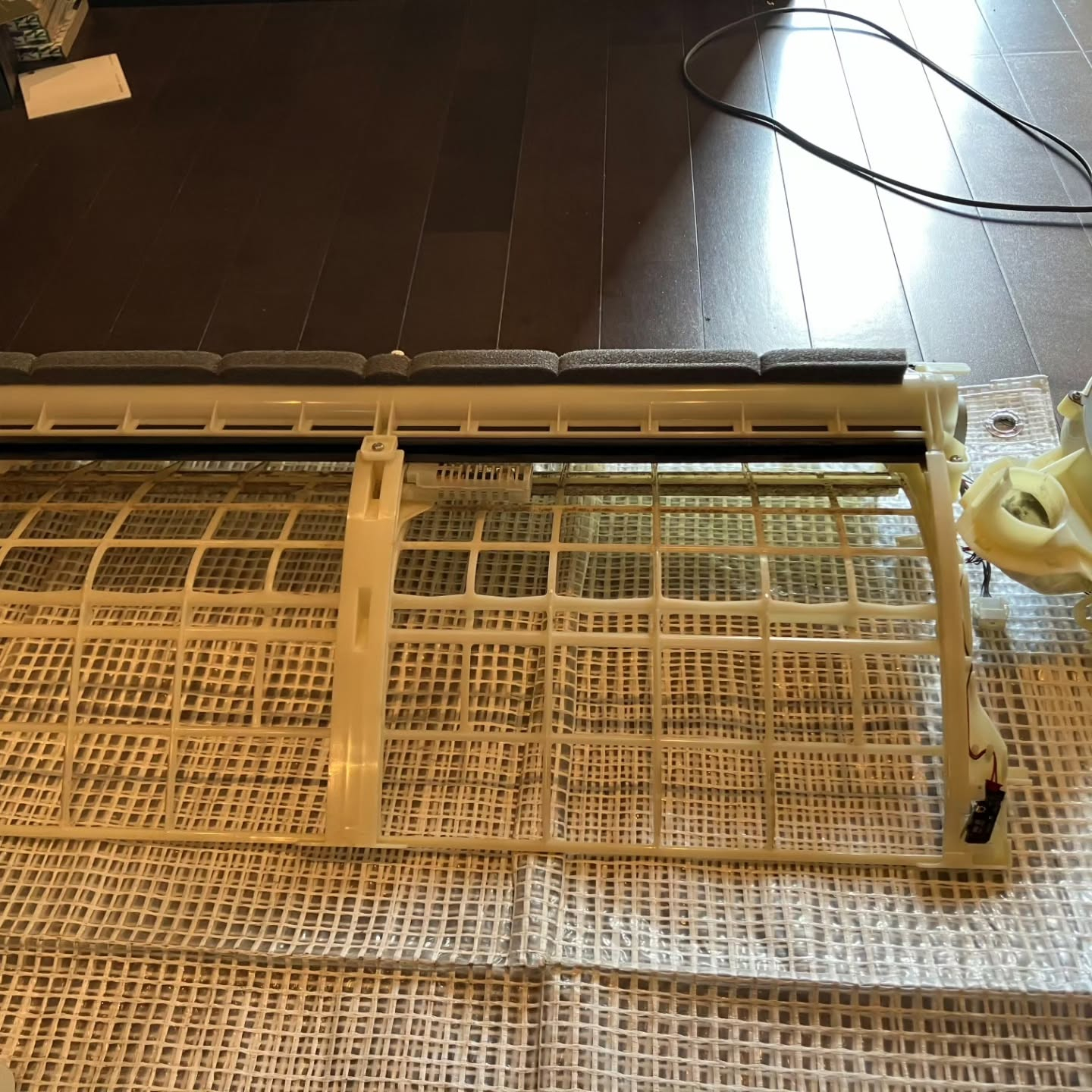 エアコンのクリーニングに行ってきました。