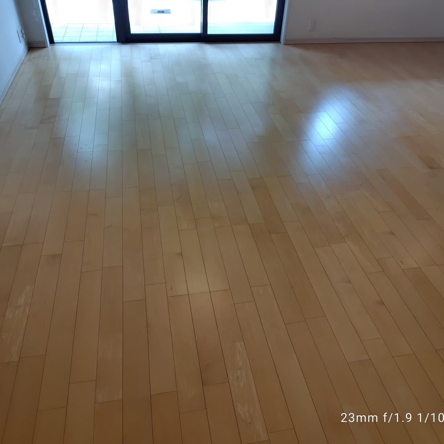 床の剥離清掃をいつ行うかは慎重に決める必要があります。