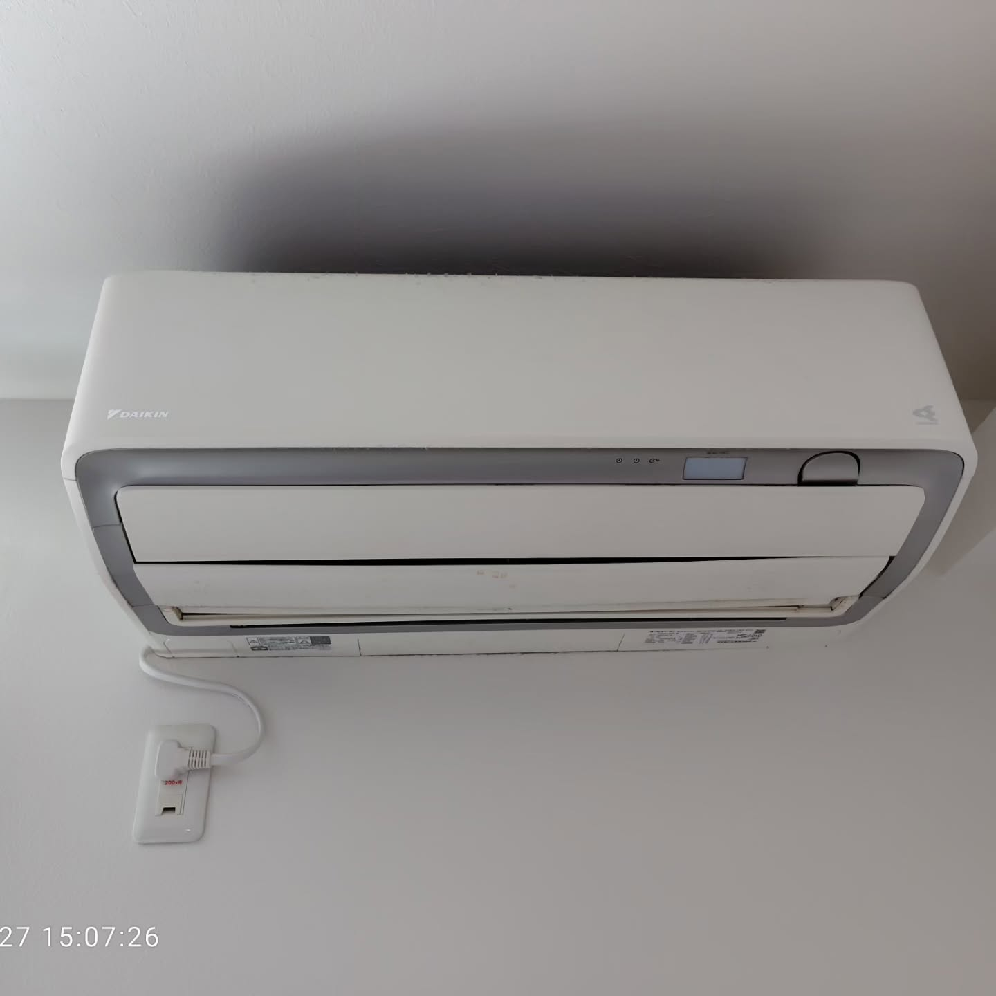 エアコンのお掃除機能だけでは不十分かも？