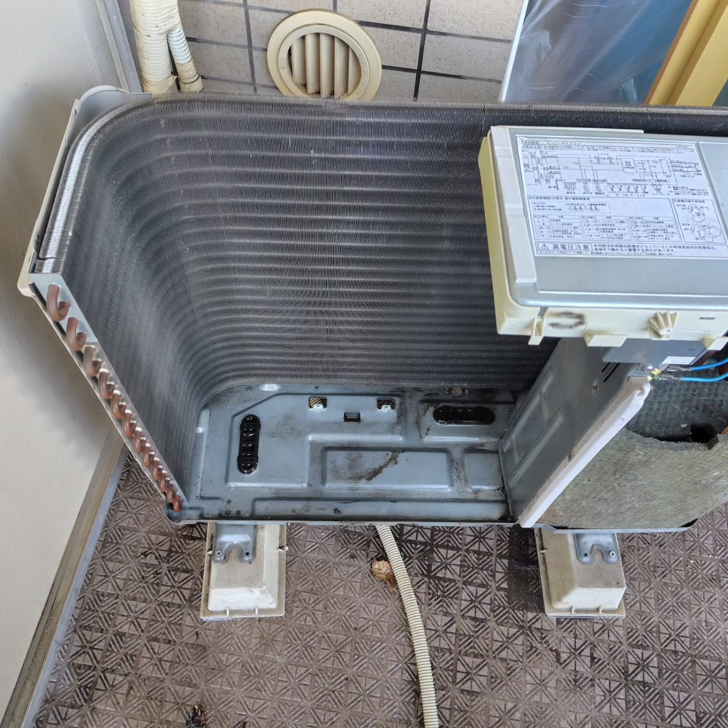 おうちのエアコン、しっかりクリーニングされていますか？