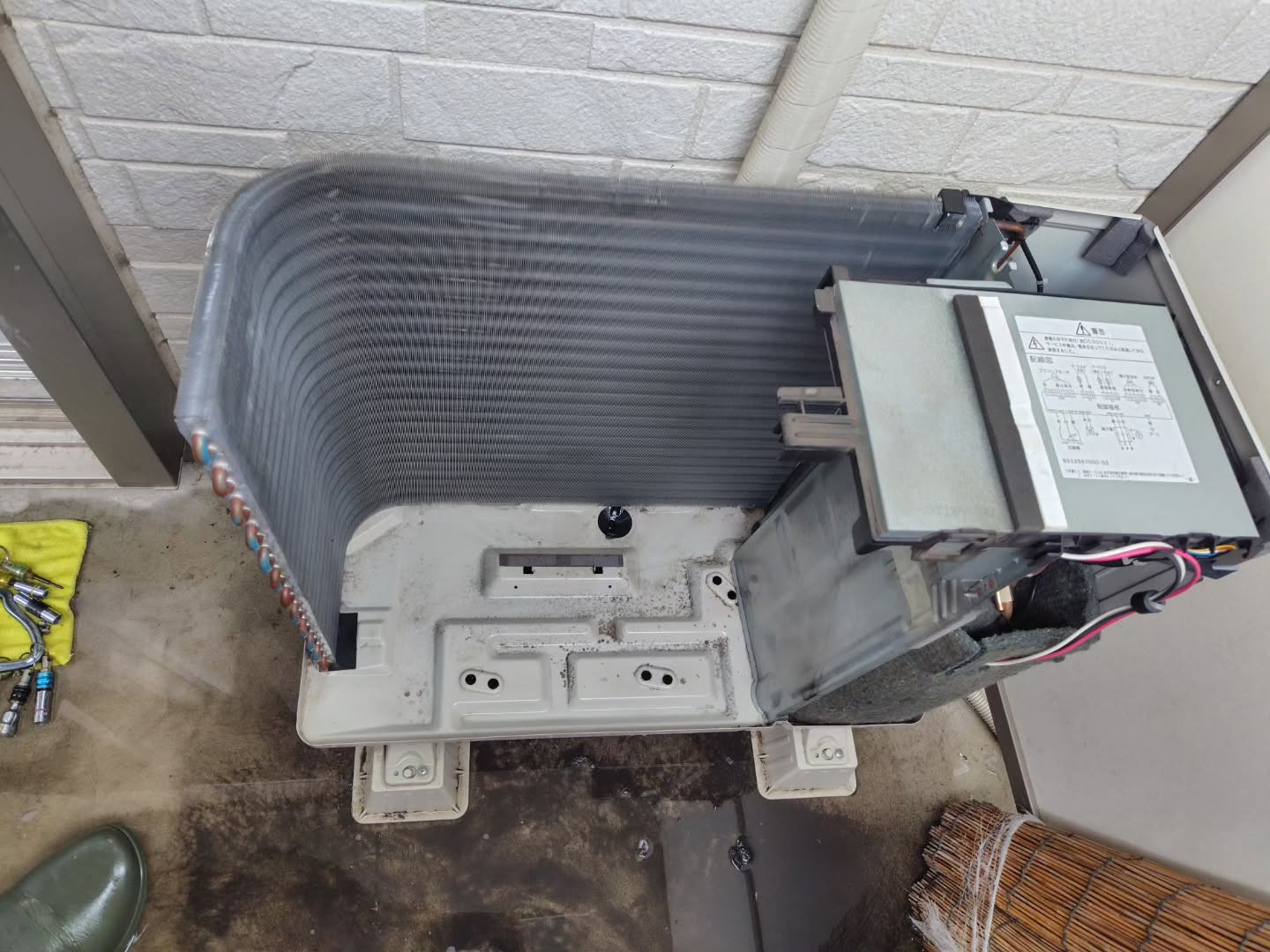 エアコンの室外機、最近少し音が気になりませんか？