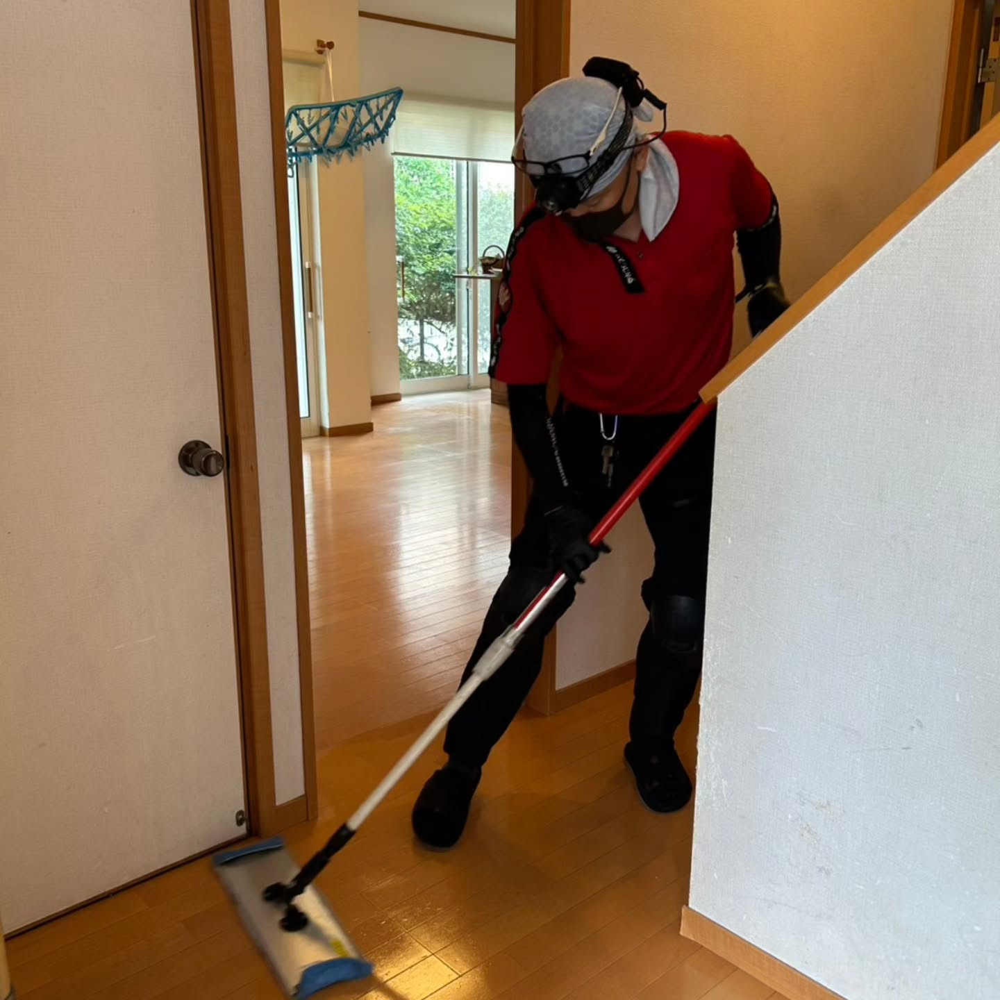 床の美しさを保つのは、適切なメンテナンスが鍵です。