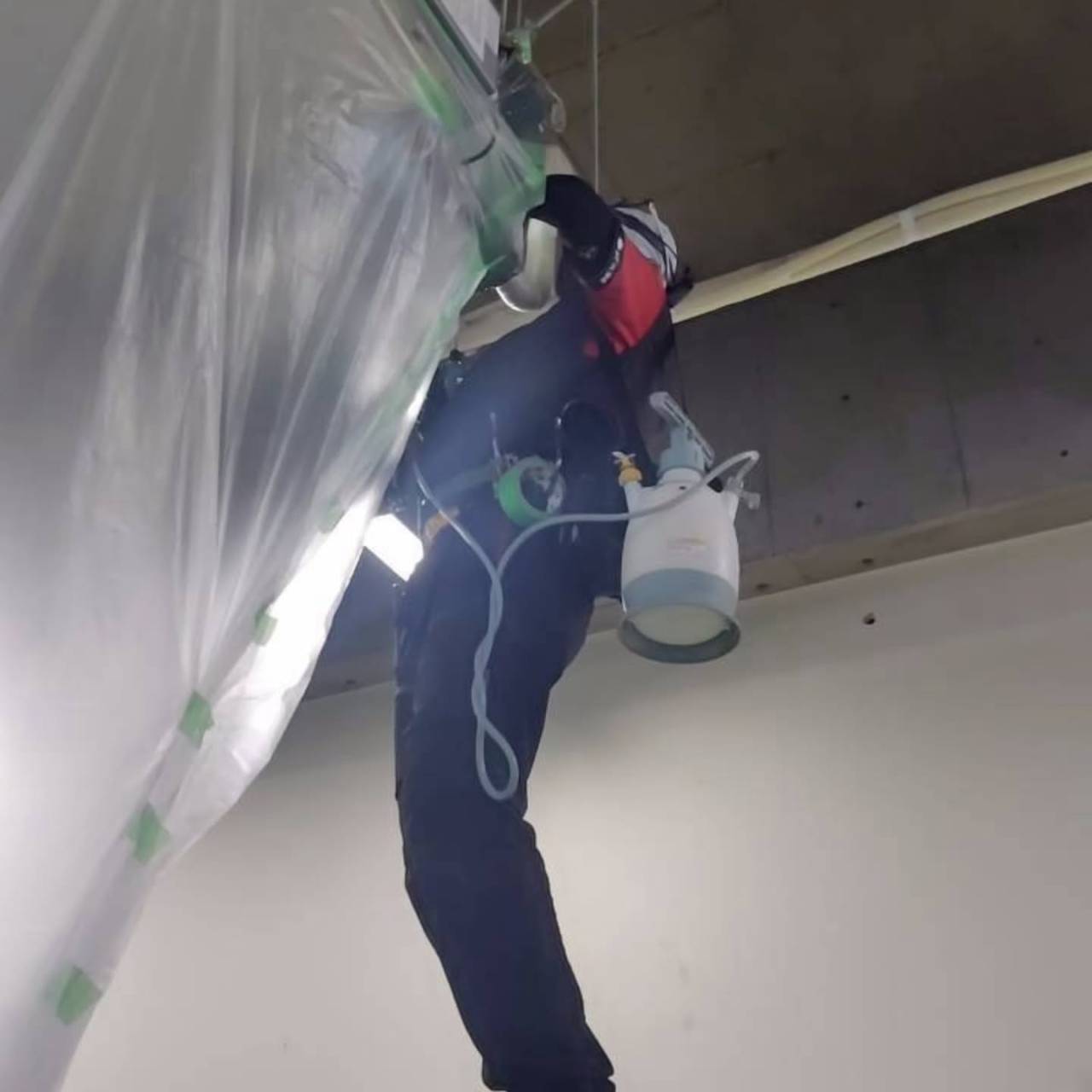 倉庫の空調清掃を無事に終えることができました。